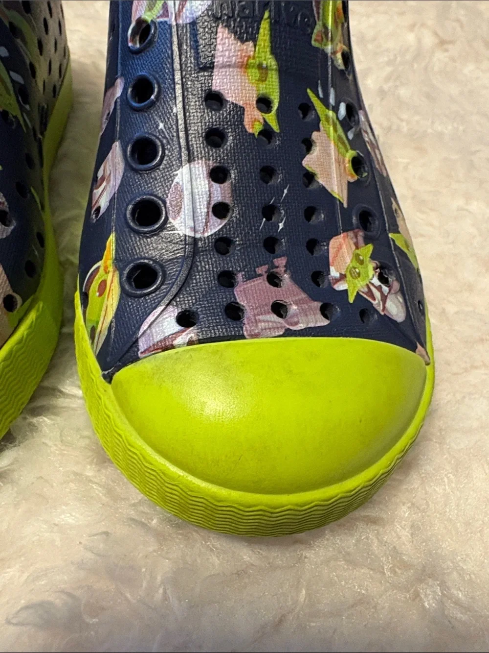 Native Grogu Navy and Lime Green Slip on Shoes C7 Toddler 7
